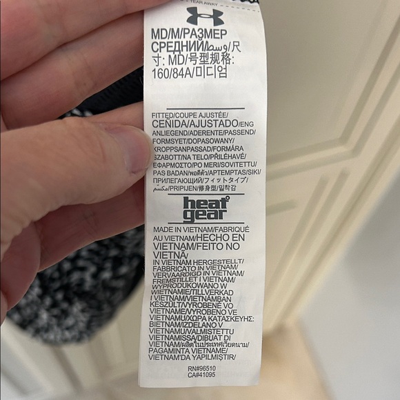 Under Armour Black and White HeatGear Tank with mesh back - Picture 8 of 13